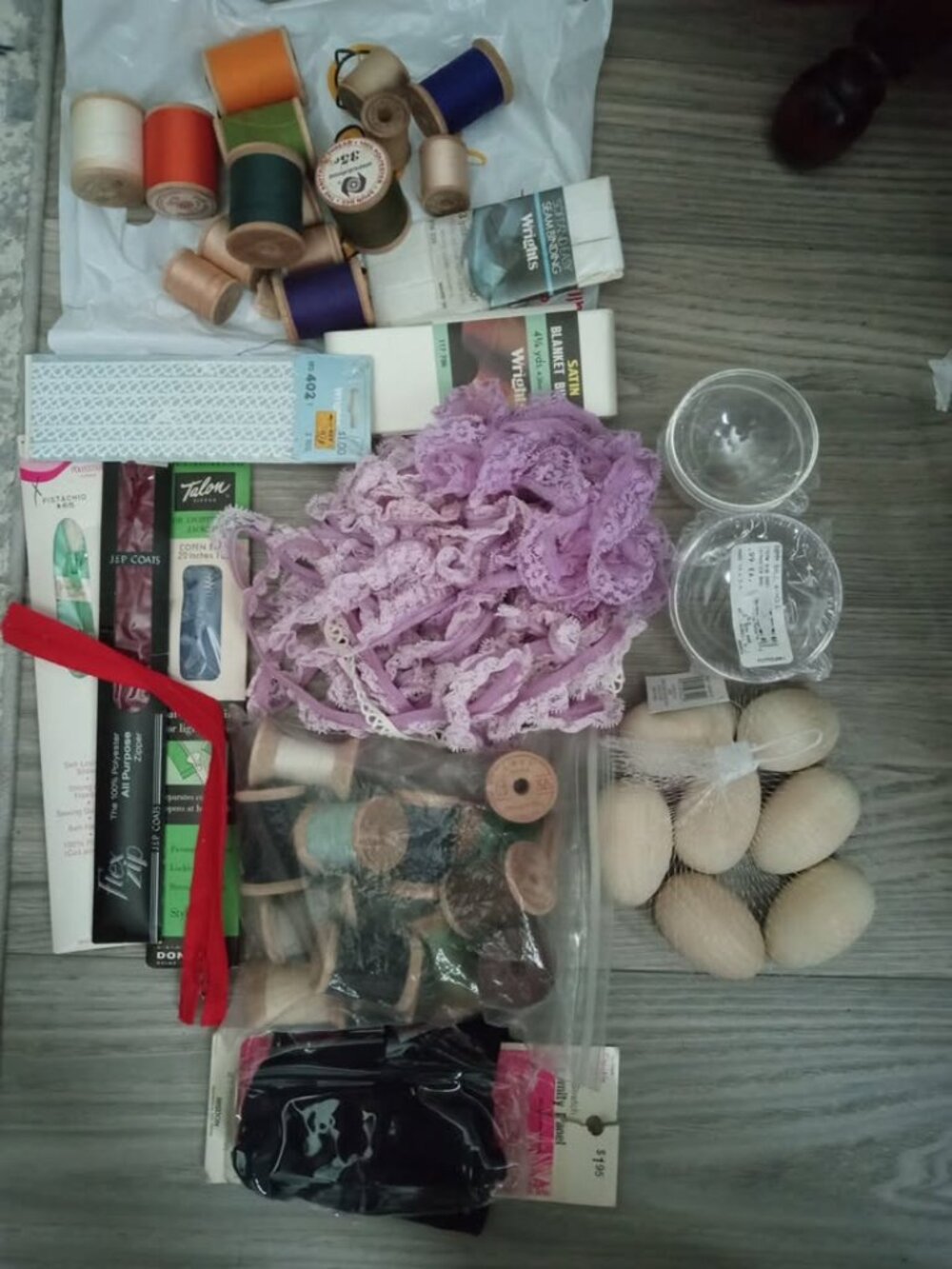 Misc Sewing Items/Vintage Wooden Spools